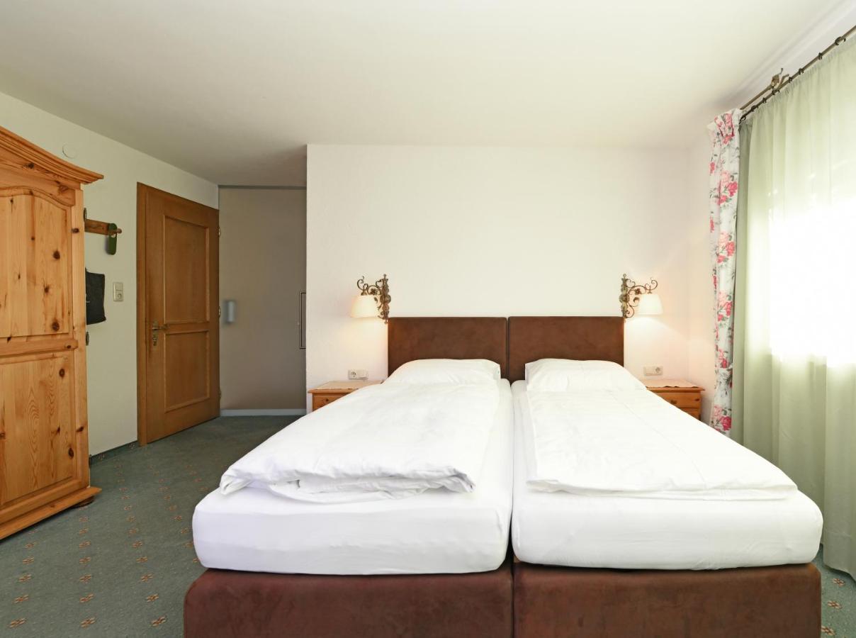 St Hubertus Hotel Egg