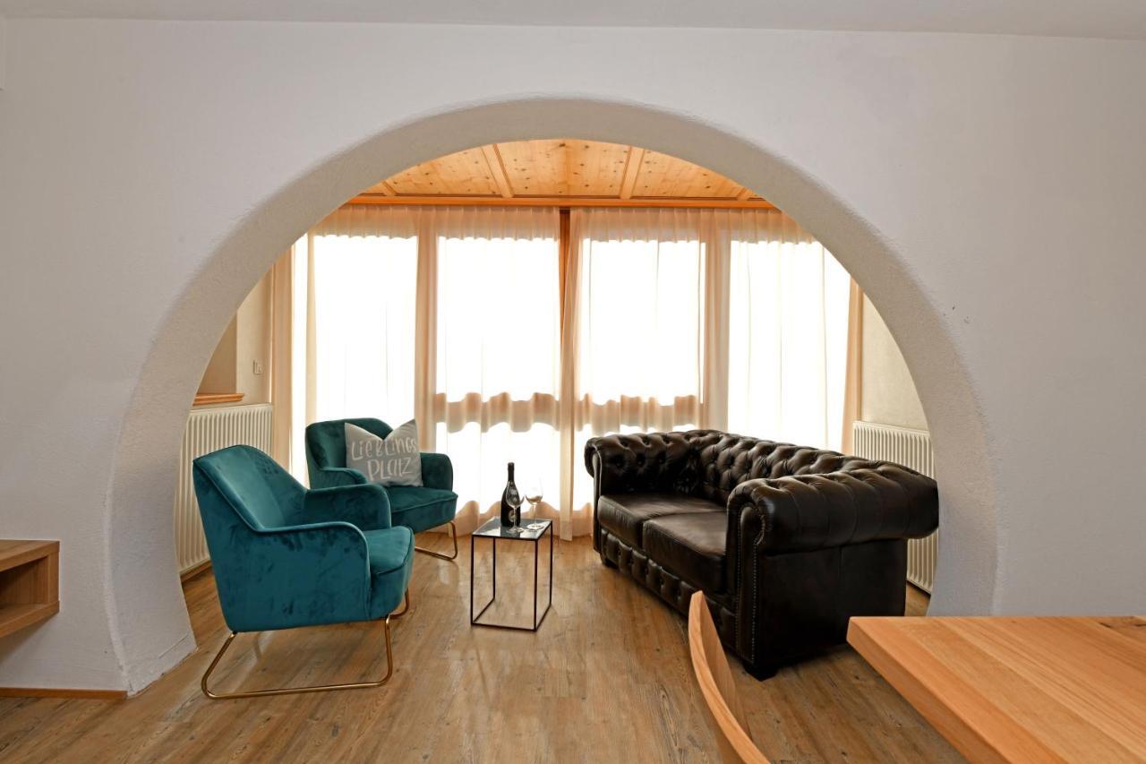 St Hubertus Hotel Egg